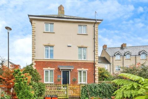 White Eagle Road, Swindon