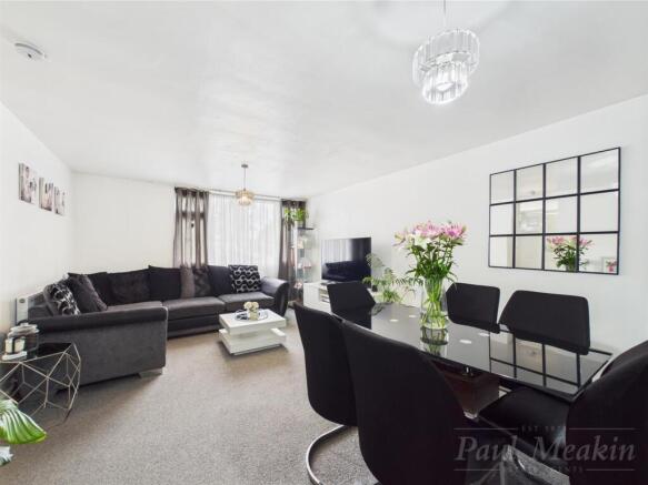 Living/Dining Room