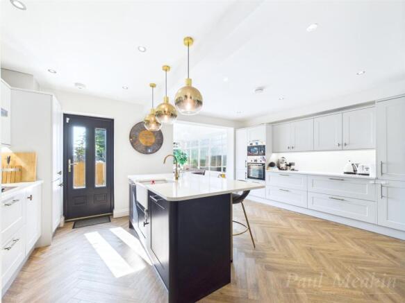 KItchen/ DIning Room