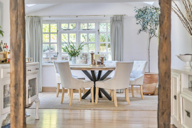 1359534-11-68d573...