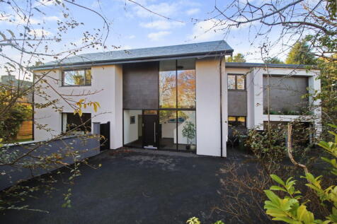 The Spinney, Cheadle