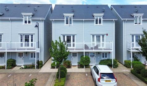 Champlain Street, Reading, Berkshire, RG2