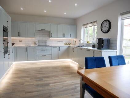 Westwood Road, Heald Green