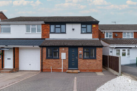 St Peters Close, Kettlebrook