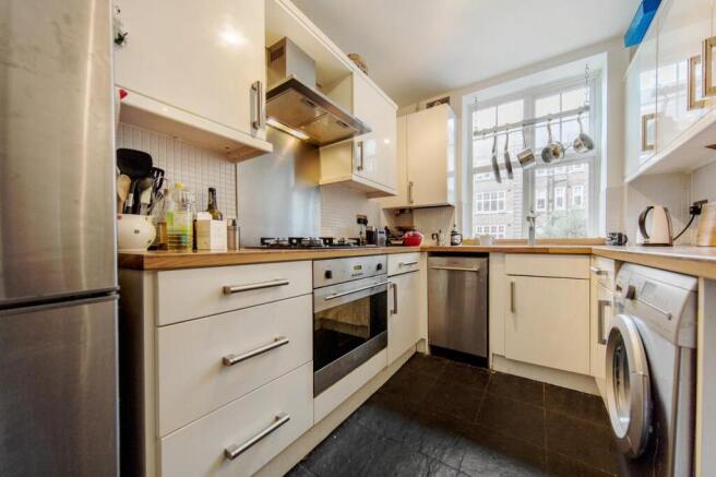 Kitchen (1).jpg