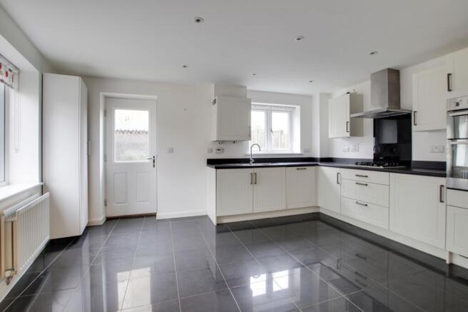 Kitchen / Dining Room