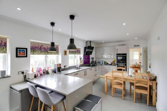 Kitchen / Breakfast Room