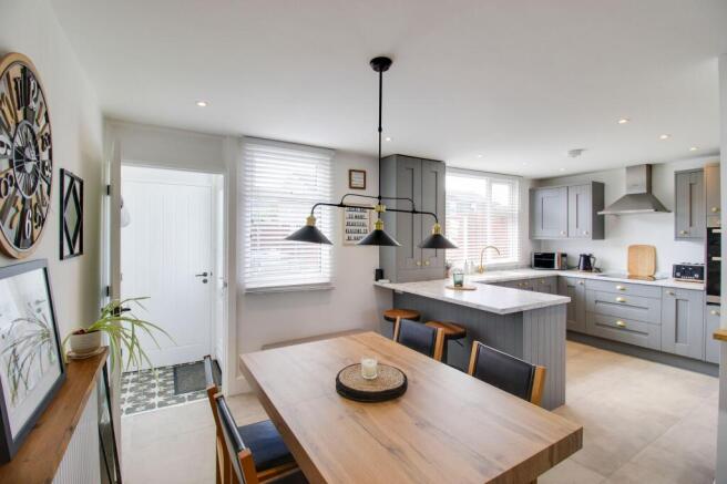Kitchen / Dining Room