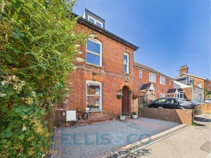 Albert Road, Tonbridge, TN9