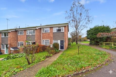 Primrose Close, Purley on Thames, Reading, Berkshire, RG8