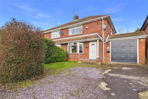 Blewbury Drive, Tilehurst, Reading, Berkshire, RG31