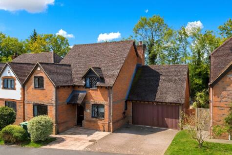 Lovatt Close, Tilehurst, Reading, Berkshire, RG31