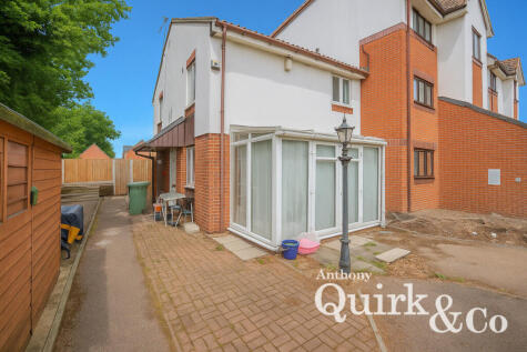 Banner Close, Purfleet-on-thames, RM19