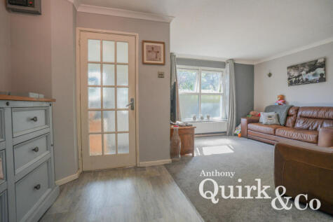 Parkside, Basildon, SS13