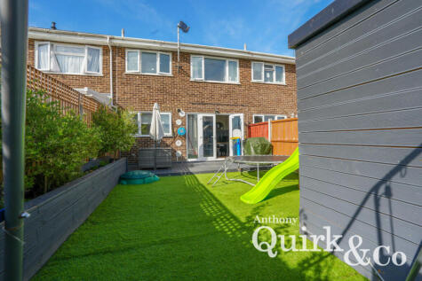 Hilton Road, Canvey Island, SS8