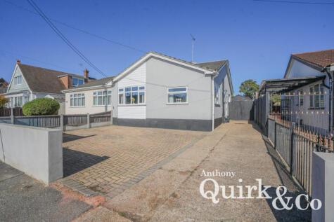 Wincoat Drive, Benfleet, SS7