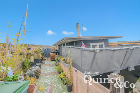 Point Road, Canvey Island, SS8