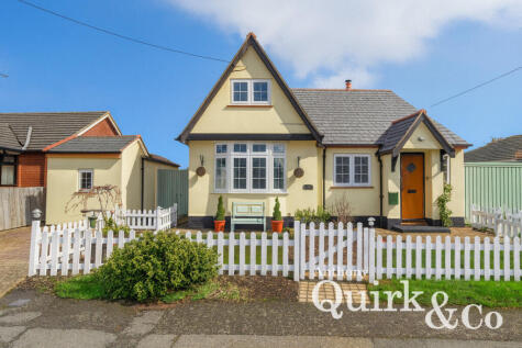 May Avenue, Canvey Island, SS8