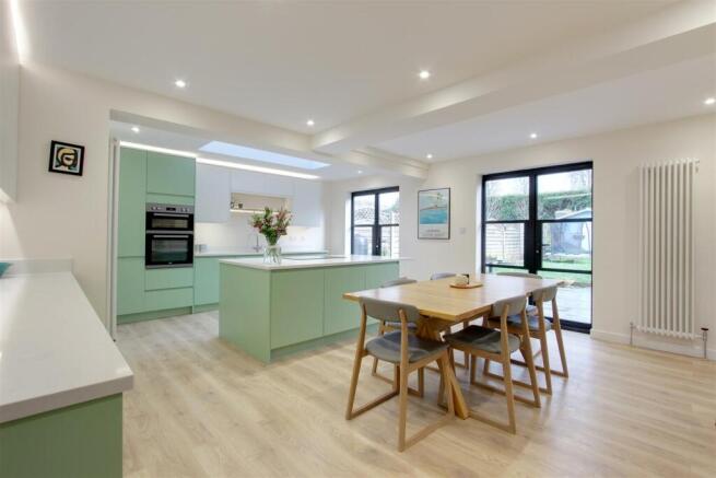 IMG_5944-IMG_5946 k1.jpg