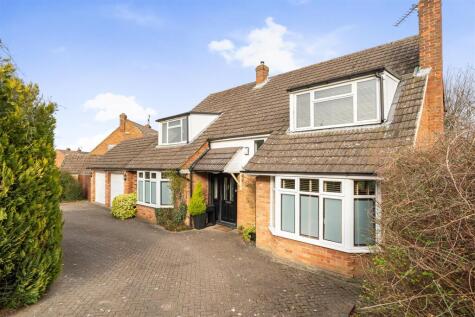 Christchurch Road, Tring