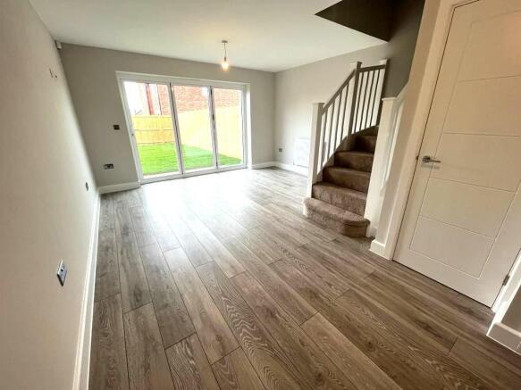 WhatsApp Image 2023-06-02 at 11.47.04 (5).jpeg