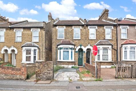 Chingford Road, Walthamstow, London, E17