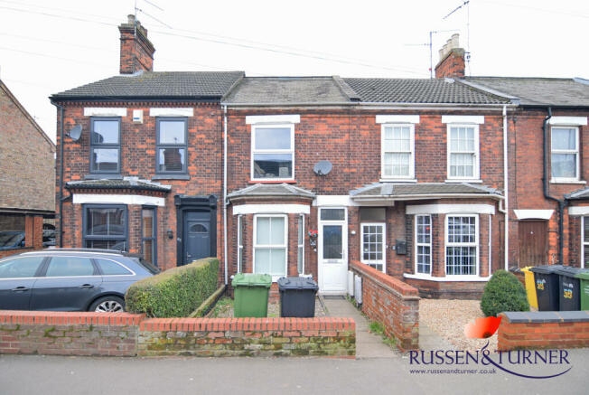 2 bedroom terraced house for sale in Tennyson Avenue King s Lynn