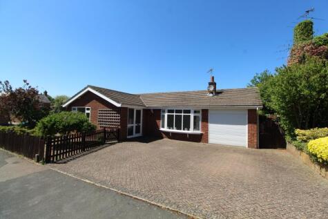 Porlock Drive, Gilmorton, LE17