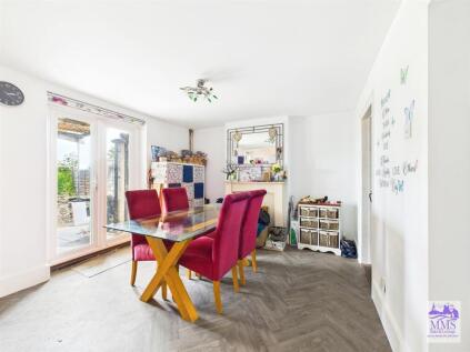 Upper Luton Road, Chatham