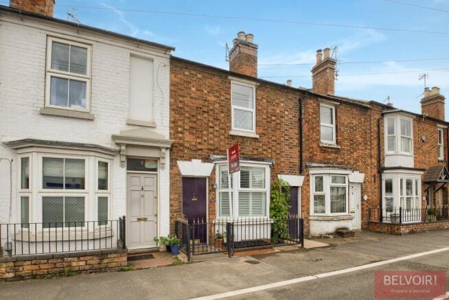 2 bedroom cottage for sale in Evesham Road, Stratford-Upon-Avon ...