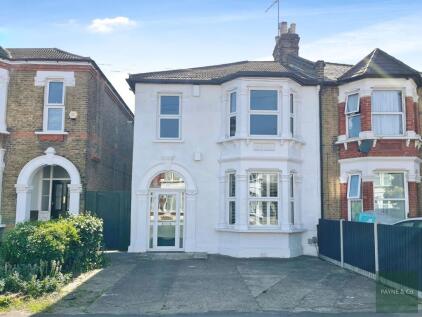 Bathurst Road, Ilford, IG1