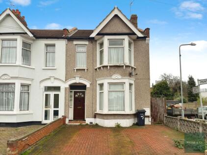 Perth Road, Ilford, IG2
