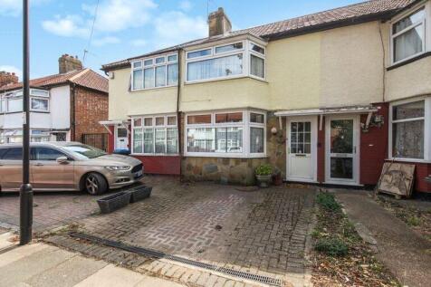 Oaklands Avenue, London, N9