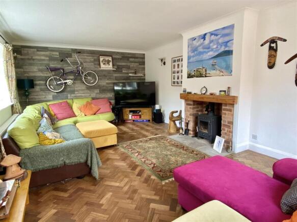 1 Cruckton Close-14.jpg
