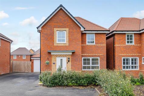 11 Yewbrey Close, Bicton Heath, Shrewsbury, SY3 5FG