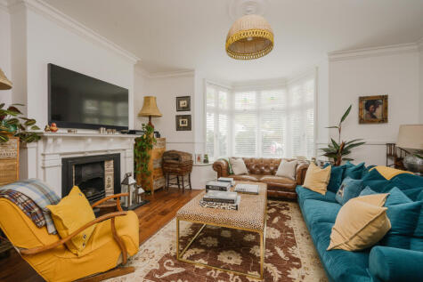 Home Park Road, London, SW19