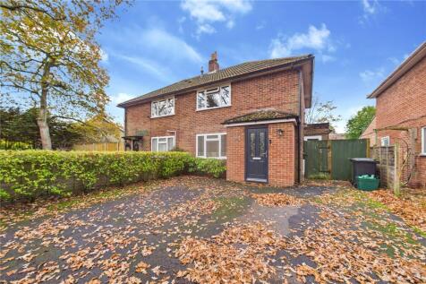 Reading Road, Burghfield Common, Reading, Berkshire, RG7