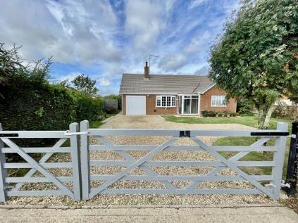 Fengate Drove, Weston Hills