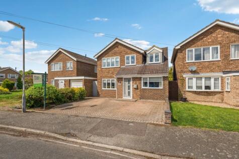 Weston Court, Eaton Ford, St Neots, PE19