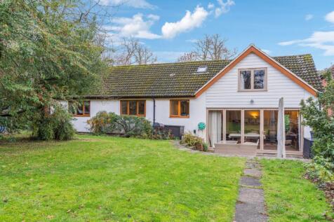 Meadow Road, Great Gransden, Sandy, SG19