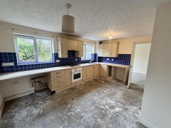 Kitchen/Breakfast Room