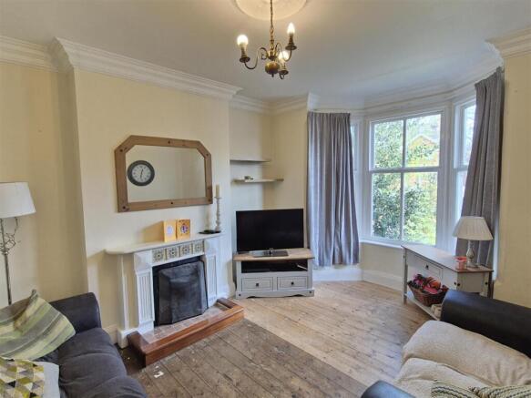 Bay Fronted Lounge