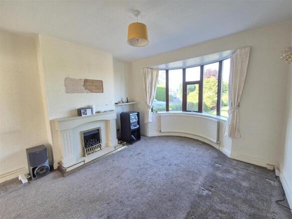 Bow Fronted Lounge