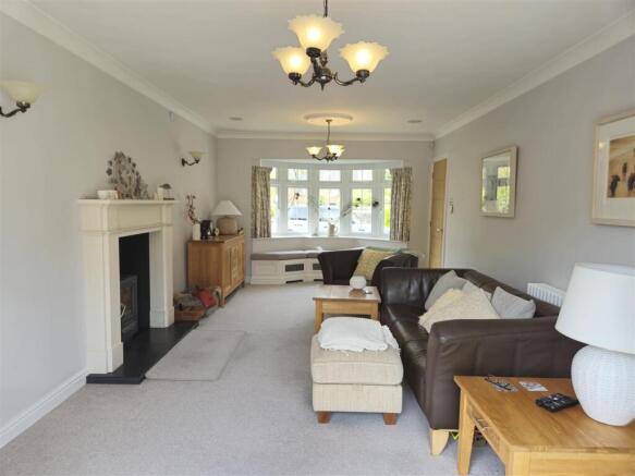 Bay Fronted Lounge