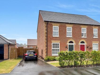 Usherwood Way, Hugglescote, Leicestershire