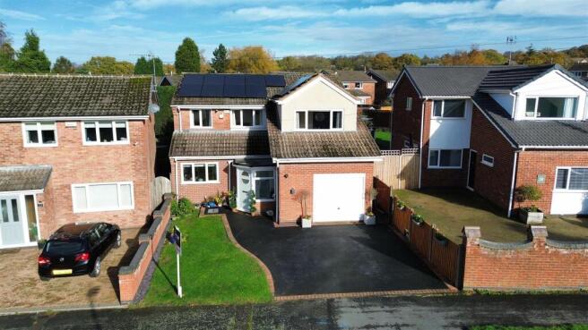 dji_fly_20251105_110612_450_1762340780381_photo_op