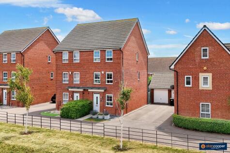 Topiary Road, St James Gate, Weddington, Nuneaton, CV10 0FT