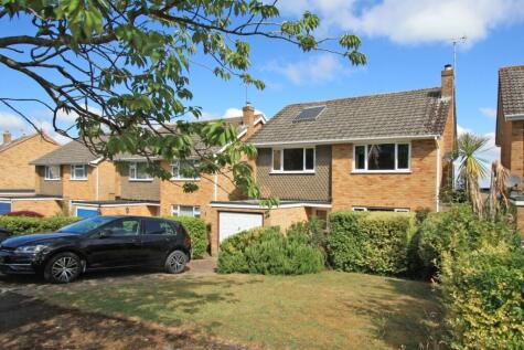 Bydemill Gardens, Highworth, SN6 7BS