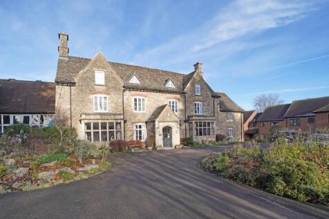 Parsonage Court, Highworth, SN6 7TJ