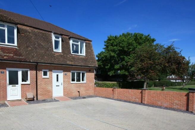 2 bedroom end of terrace house for sale in Orange Close, Highworth ...